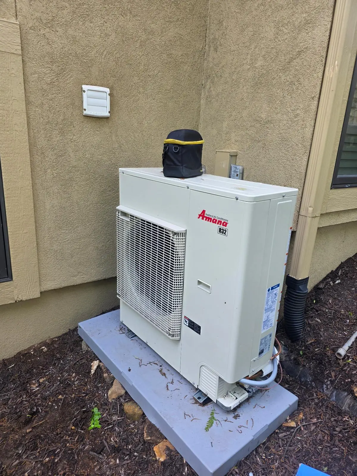 Amana R32 slimline outdoor unit installation